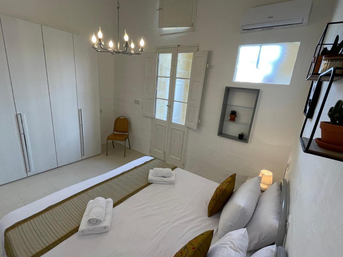 Penelope Townhouse Hotel Ghajn il-Kbira  Buitenkant foto
